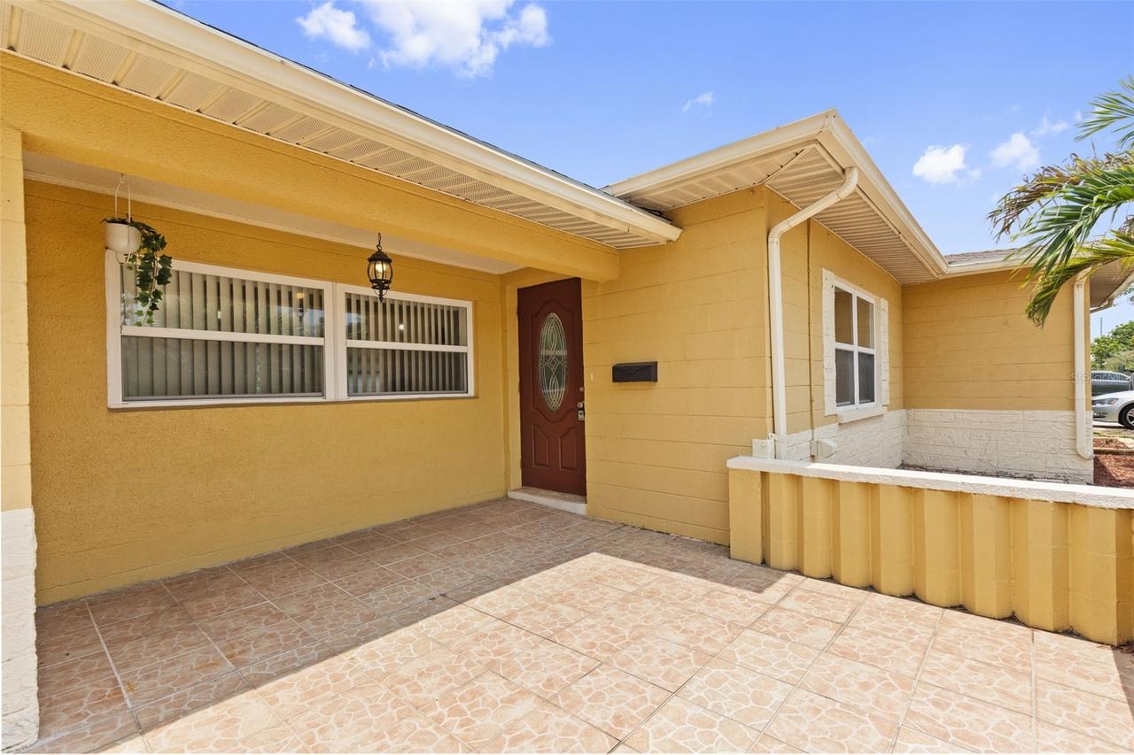 3663 22nd Ave., St Petersburg, FL 33713