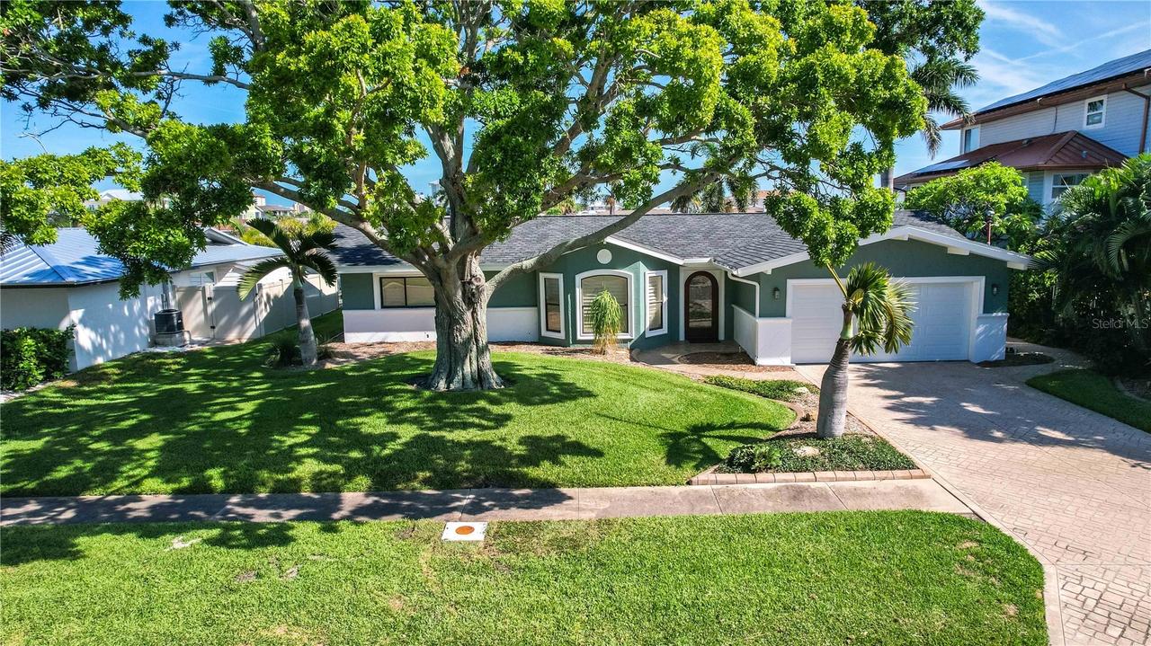 440 Palm Island, Clearwater Beach, FL 33767