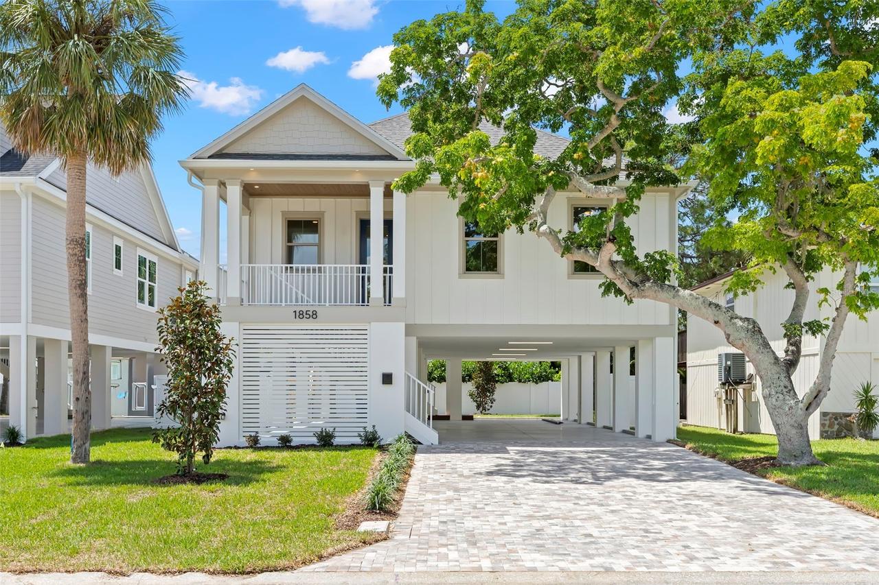 1858 Mississippi Ave., St Petersburg, FL 33703
