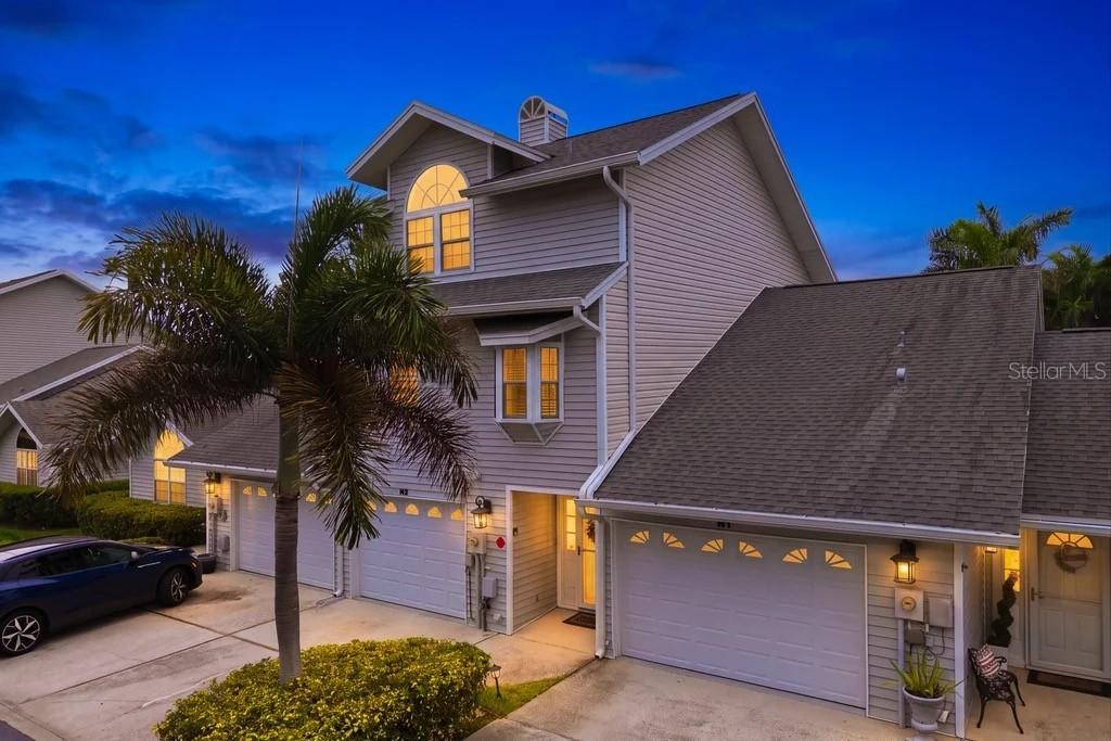 11722 Currie Ln. #H2, Largo, FL 33774