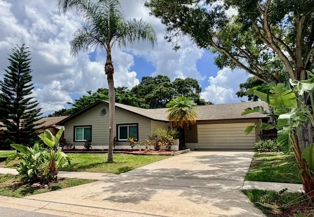 1583 Redwood Ave., Dunedin, FL 34698
