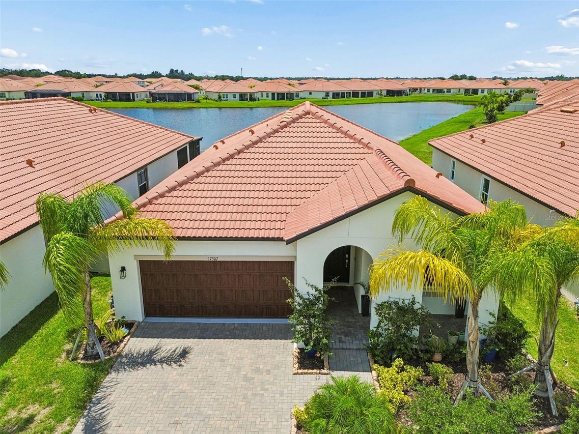 17307 Blue Walk St., Wimauma, FL 33598