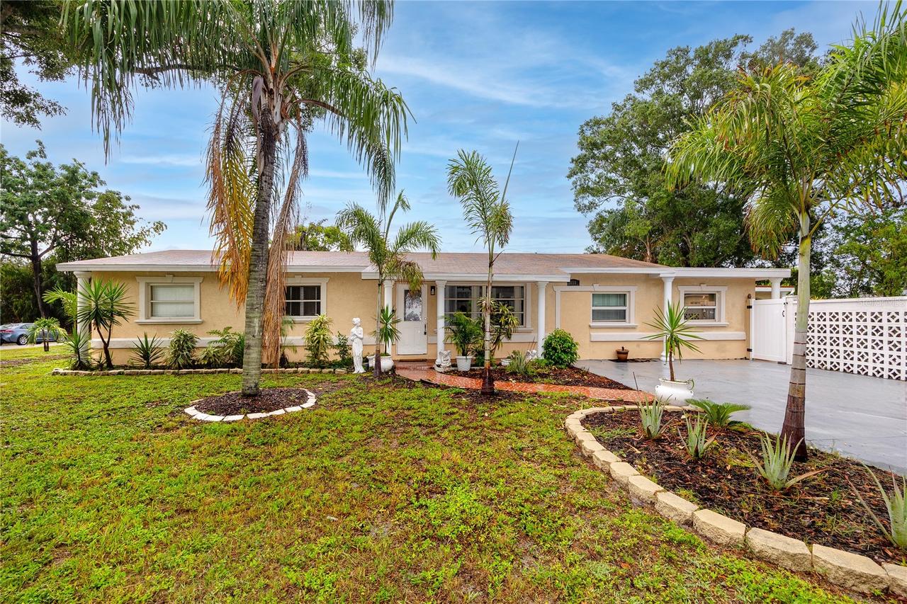 755 43rd St., St Petersburg, FL 33713