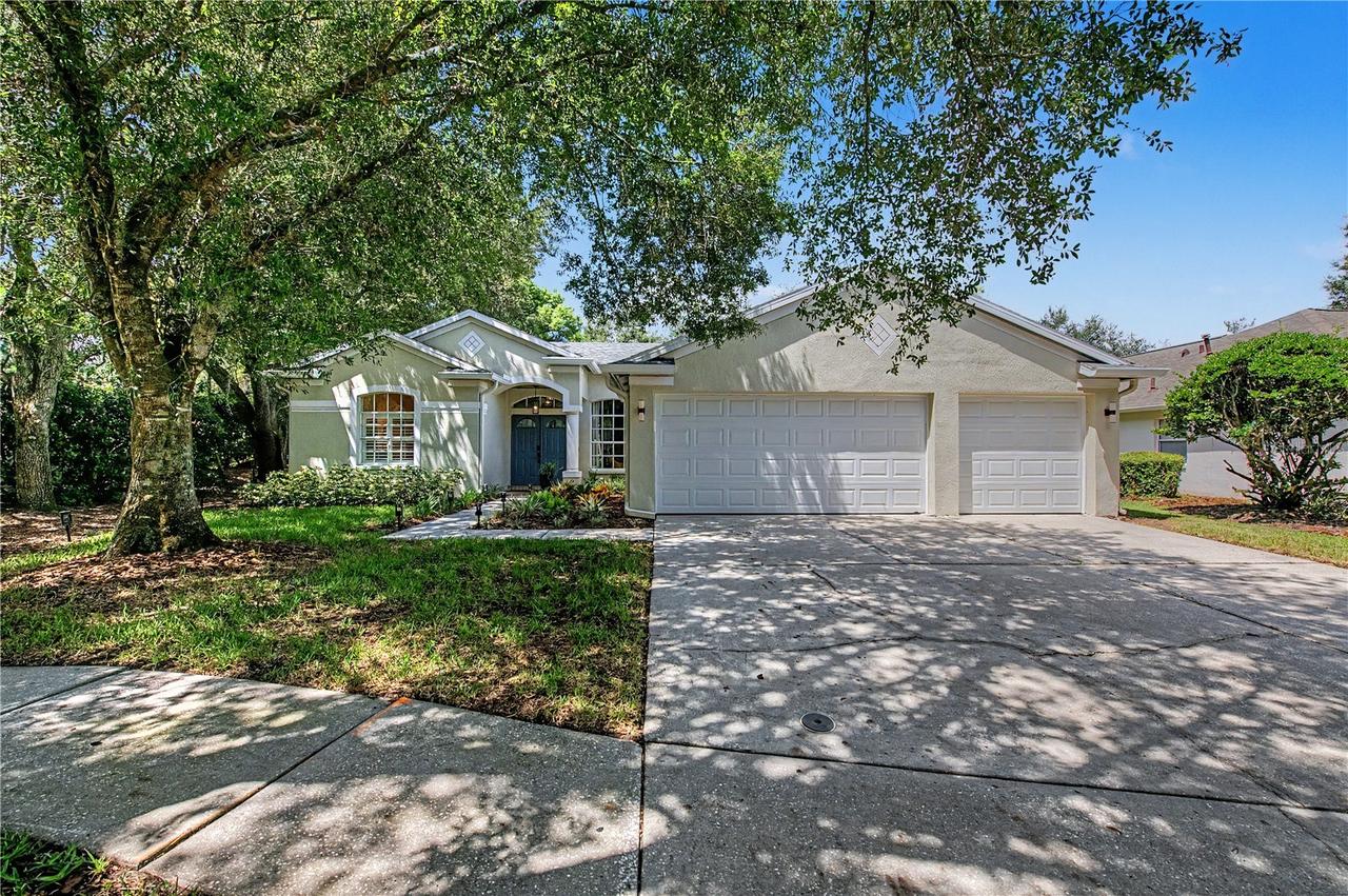 9402 Hunters Pond Dr., Tampa, FL 33647