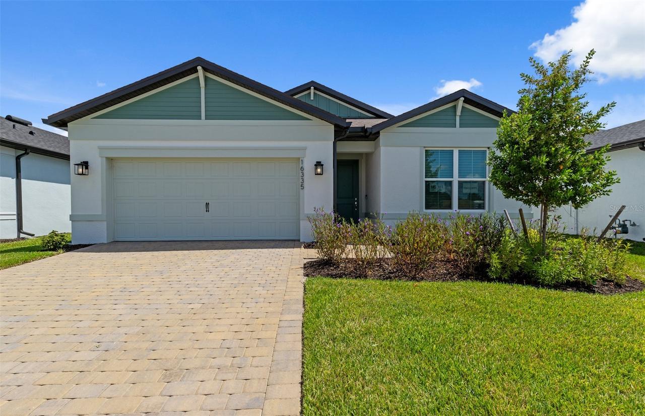 16335 Lilly Elaine Way, Bradenton, FL 34212