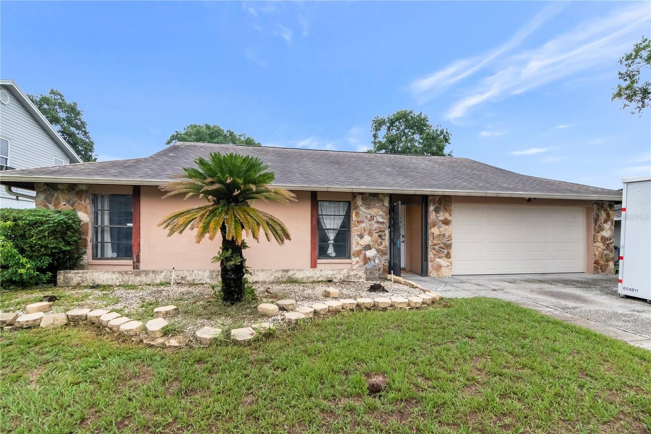 13613 Old Farm Dr., Tampa, FL 33625