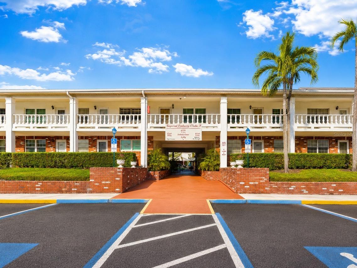 4746 Azalea Dr. #109, New Port Richey, FL 34652