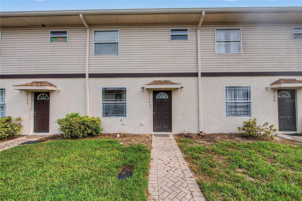 2106 Pine Chace Ct., Tampa, FL 33613