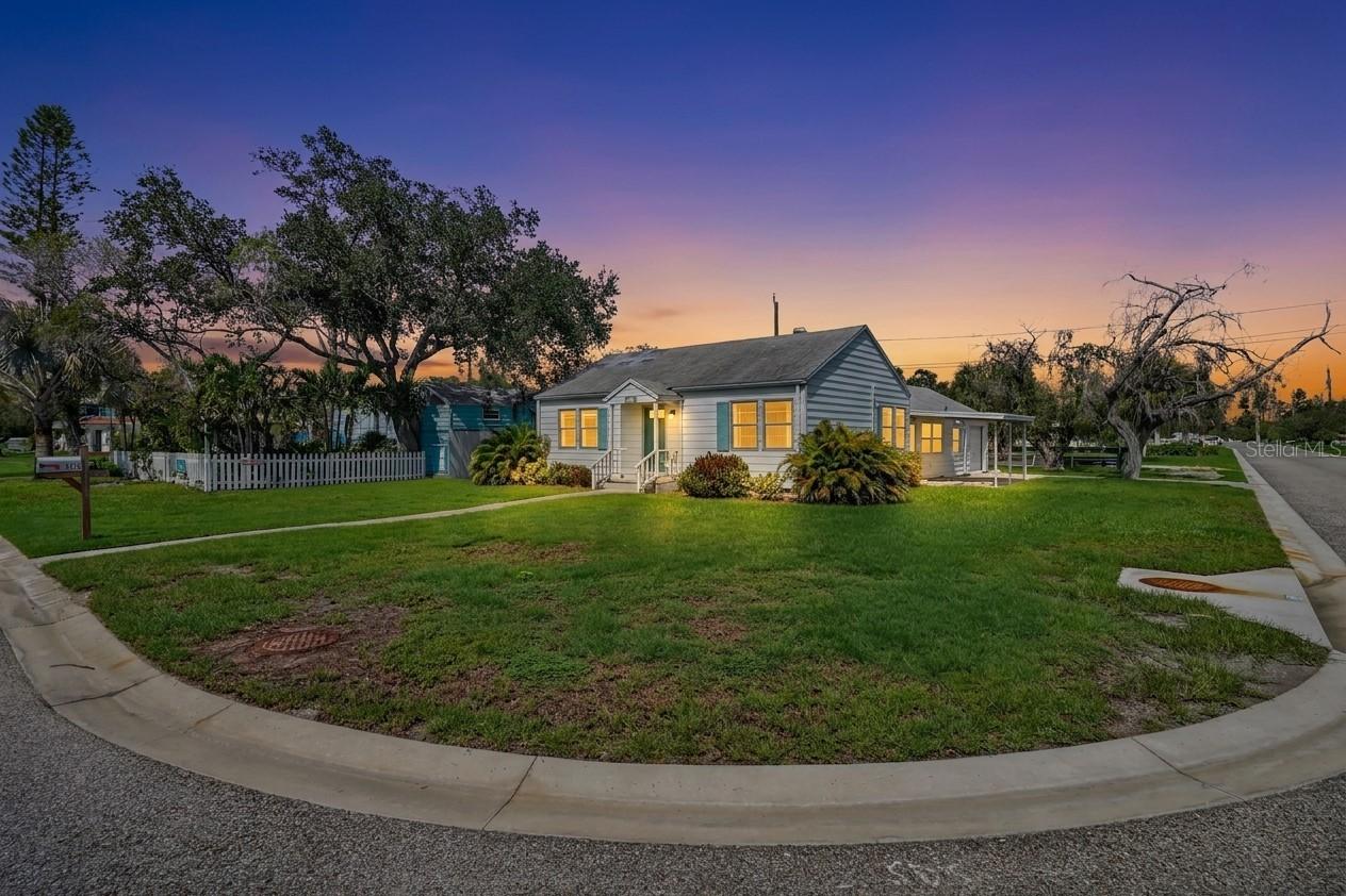 3050 Dupont St., Gulfport, FL 33707