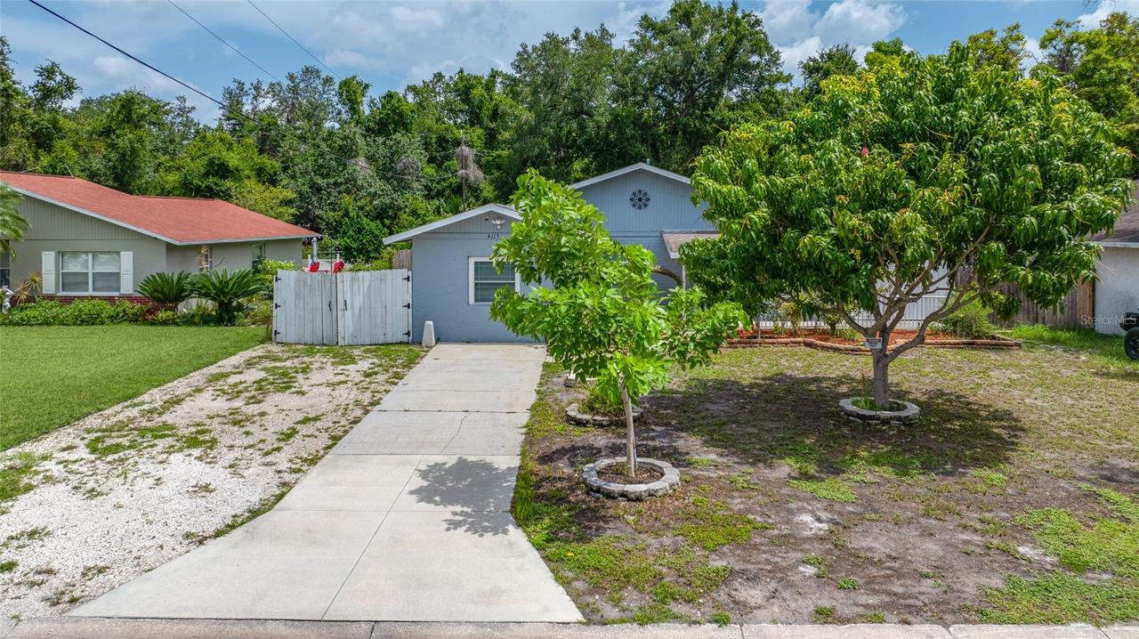 4115 55th Avenue Dr., Bradenton, FL 34203