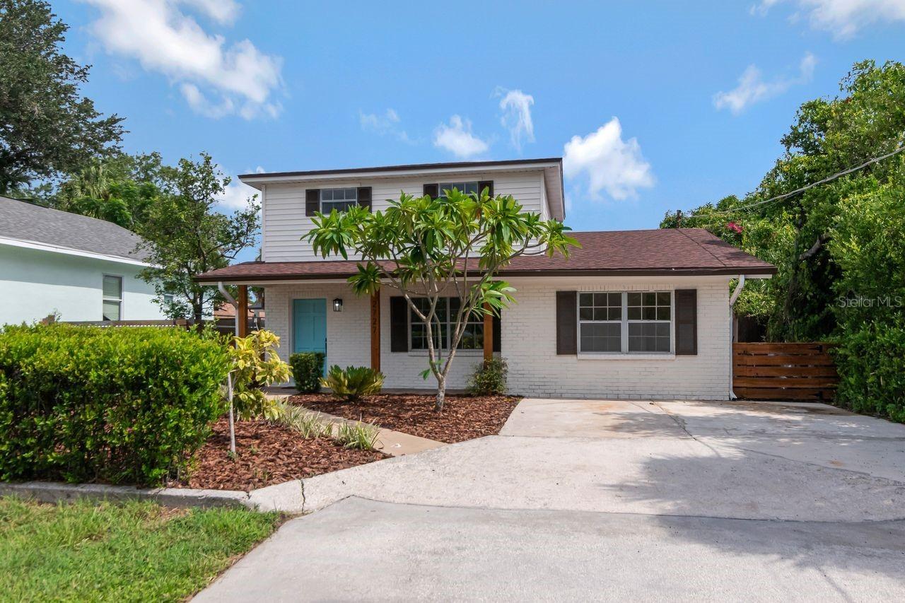 2727 W Spruce St., Tampa, FL 33607