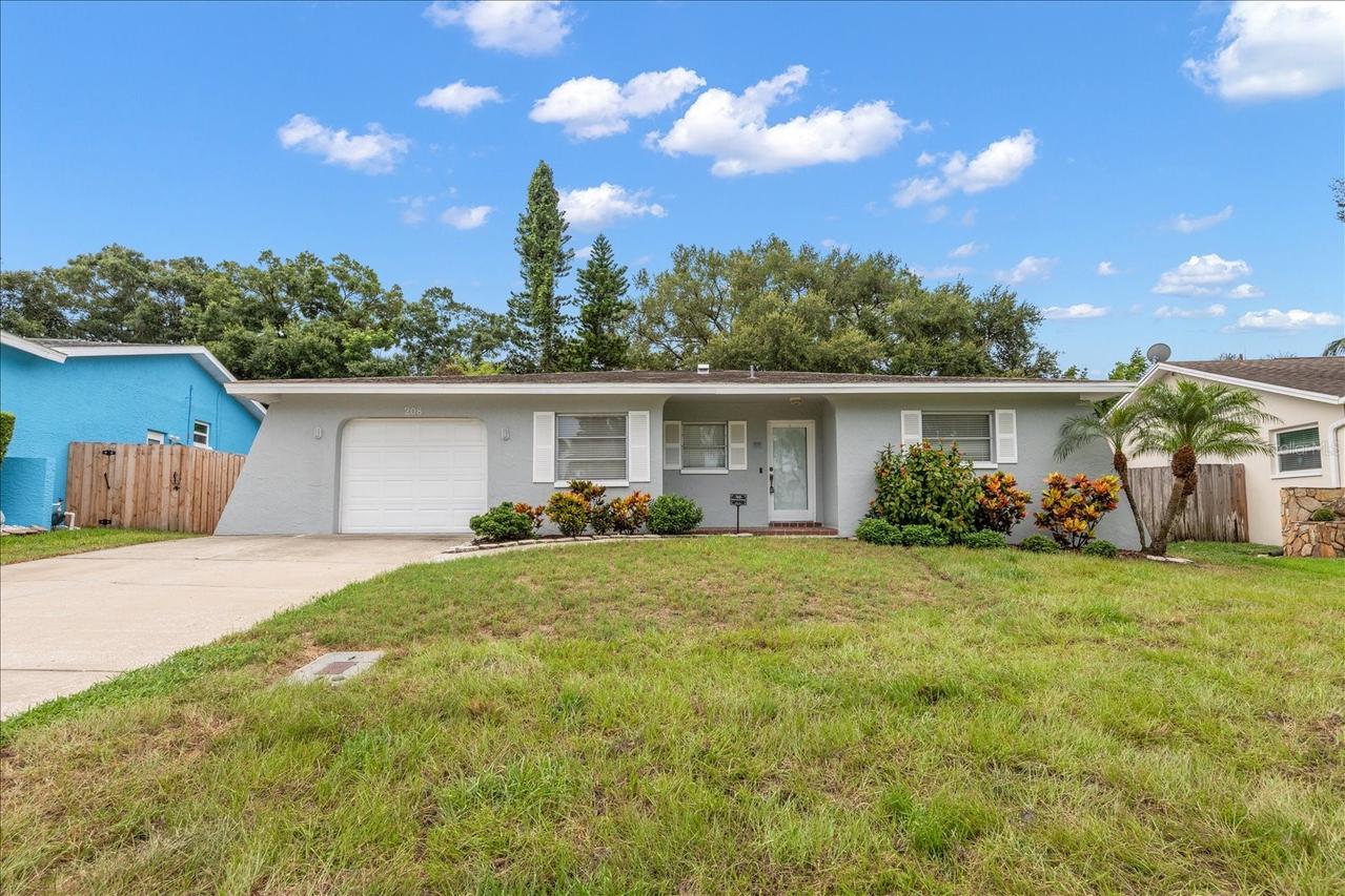 208 Talley Dr., Palm Harbor, FL 34684