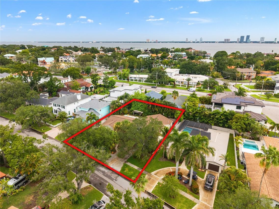 410 Erie Ave., Tampa, FL 33606