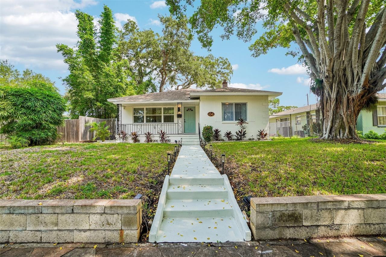 4341 1st Ave., St Petersburg, FL 33713
