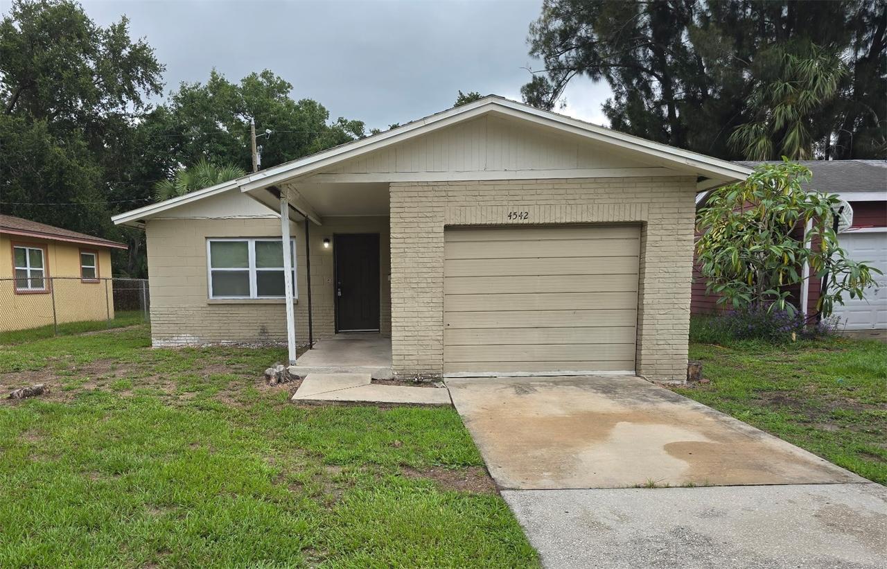 4542 21st Ave., St Petersburg, FL 33711
