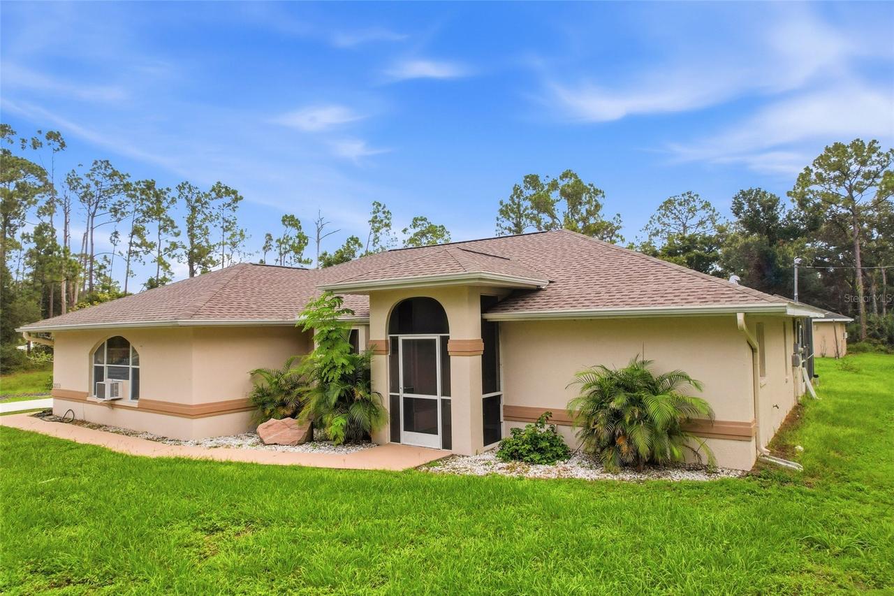 2209 Tropicaire Blvd., North Port, FL 34286