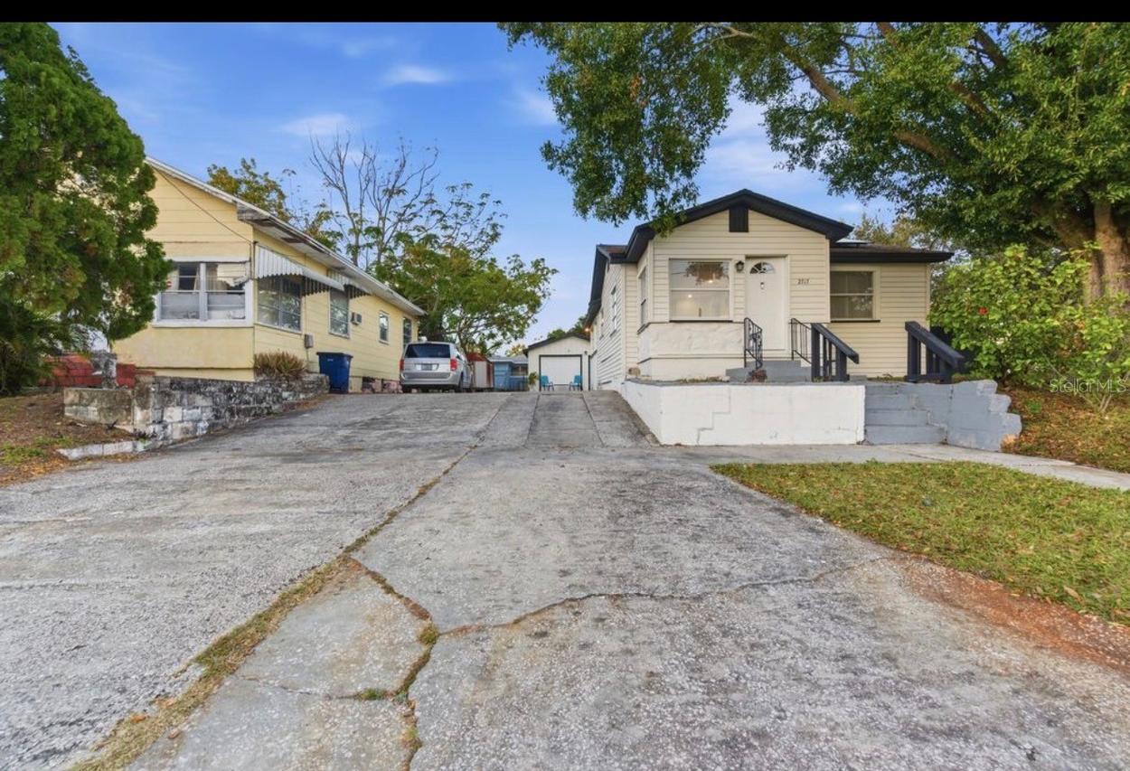 2717 W Cherry St., Tampa, FL 33607