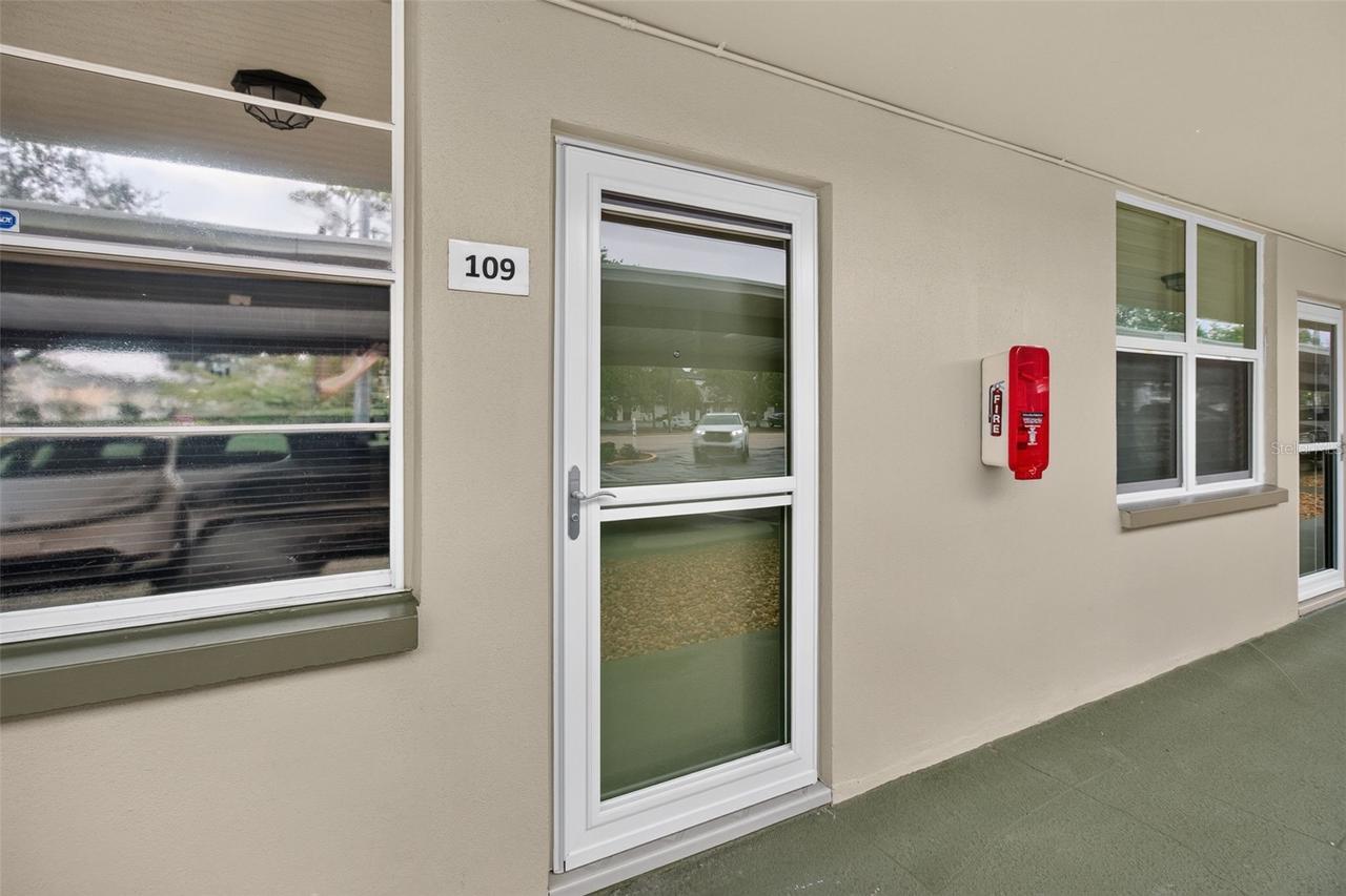4885 1st St. #109, St Petersburg, FL 33703
