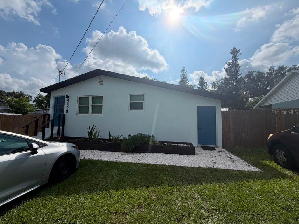 5320 Plum Ave., Seffner, FL 33584