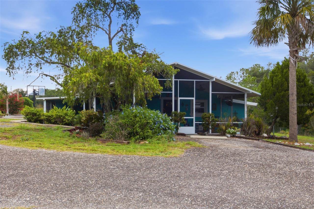 40832 River Rd., Dade City, FL 33525