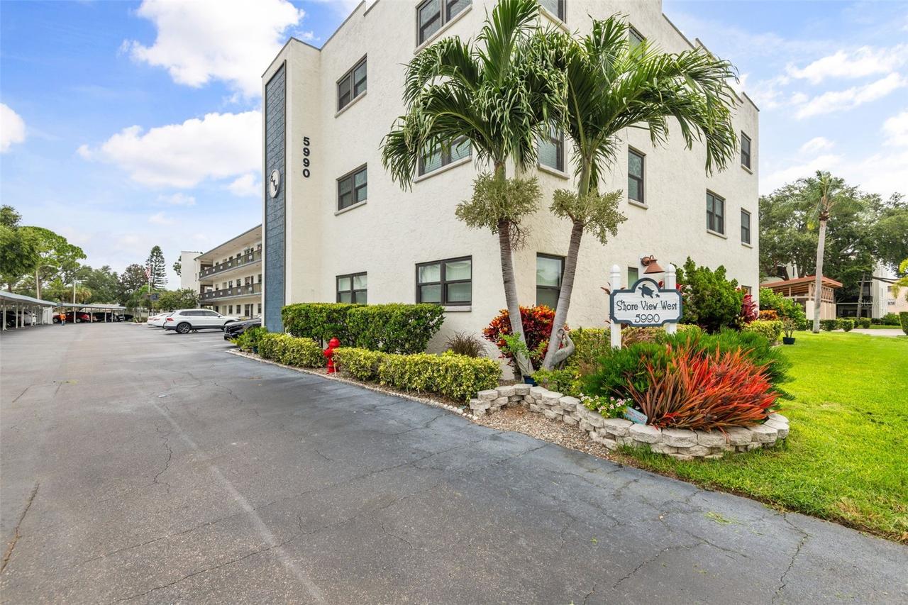 5990 Terrace Park Dr. #103, St Petersburg, FL 33709
