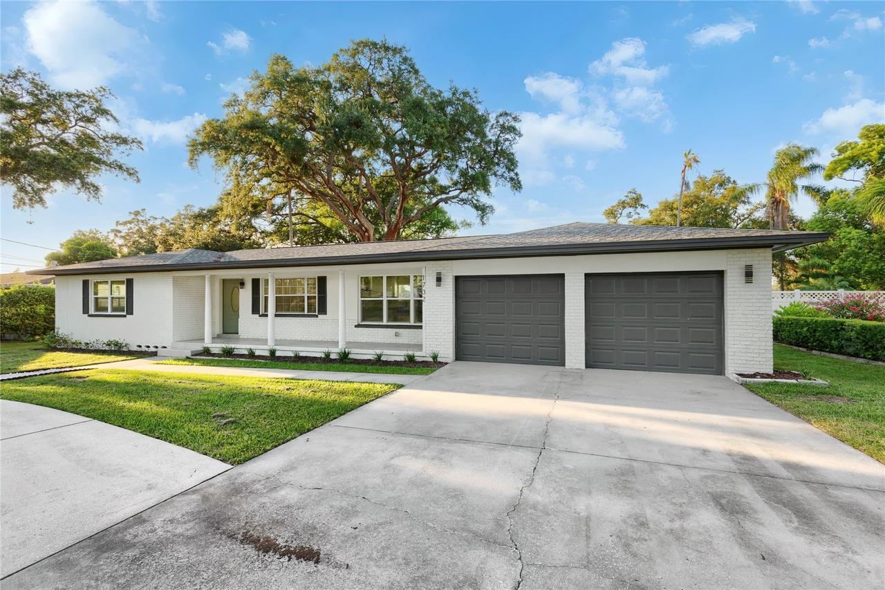 1732 Lakeview Rd., Clearwater, FL 33756