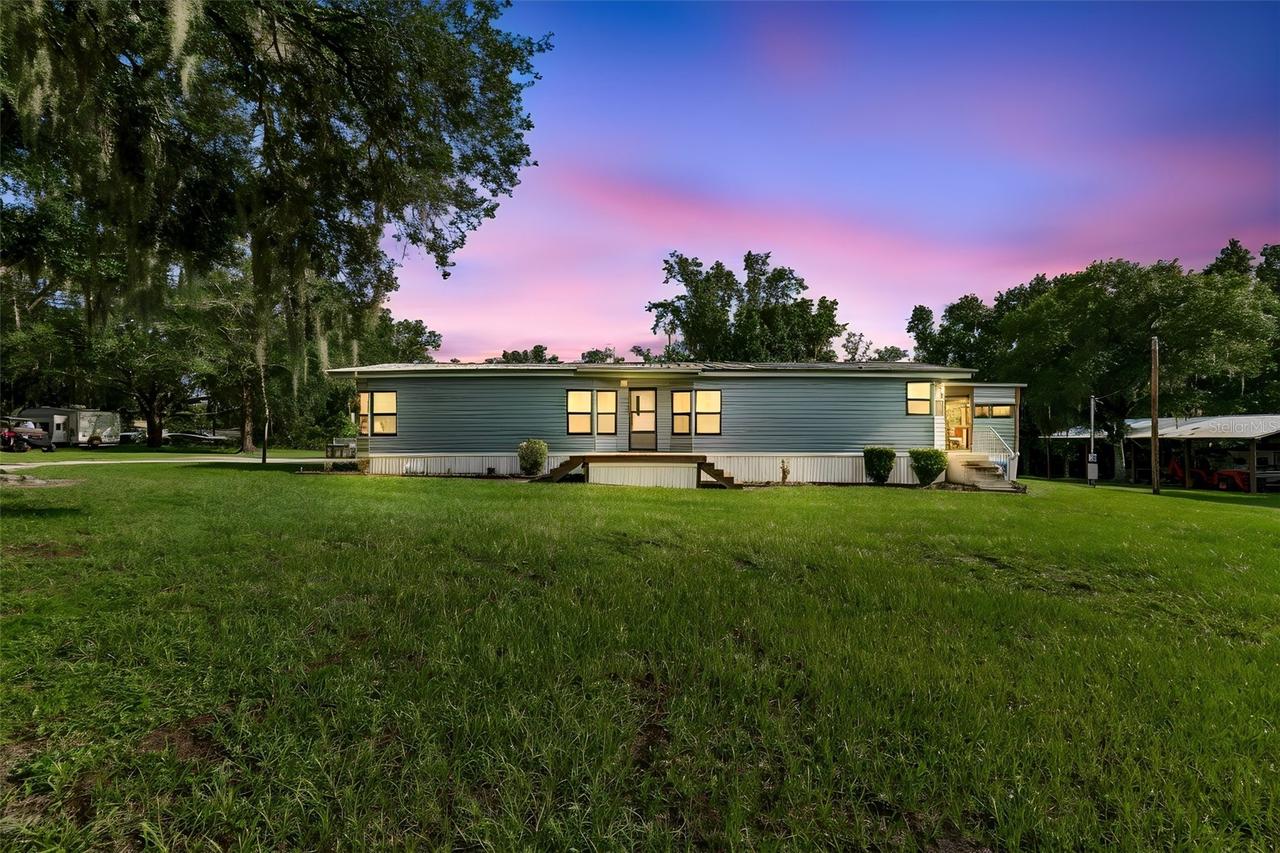 6325 Oakview Ln., Lakeland, FL 33811