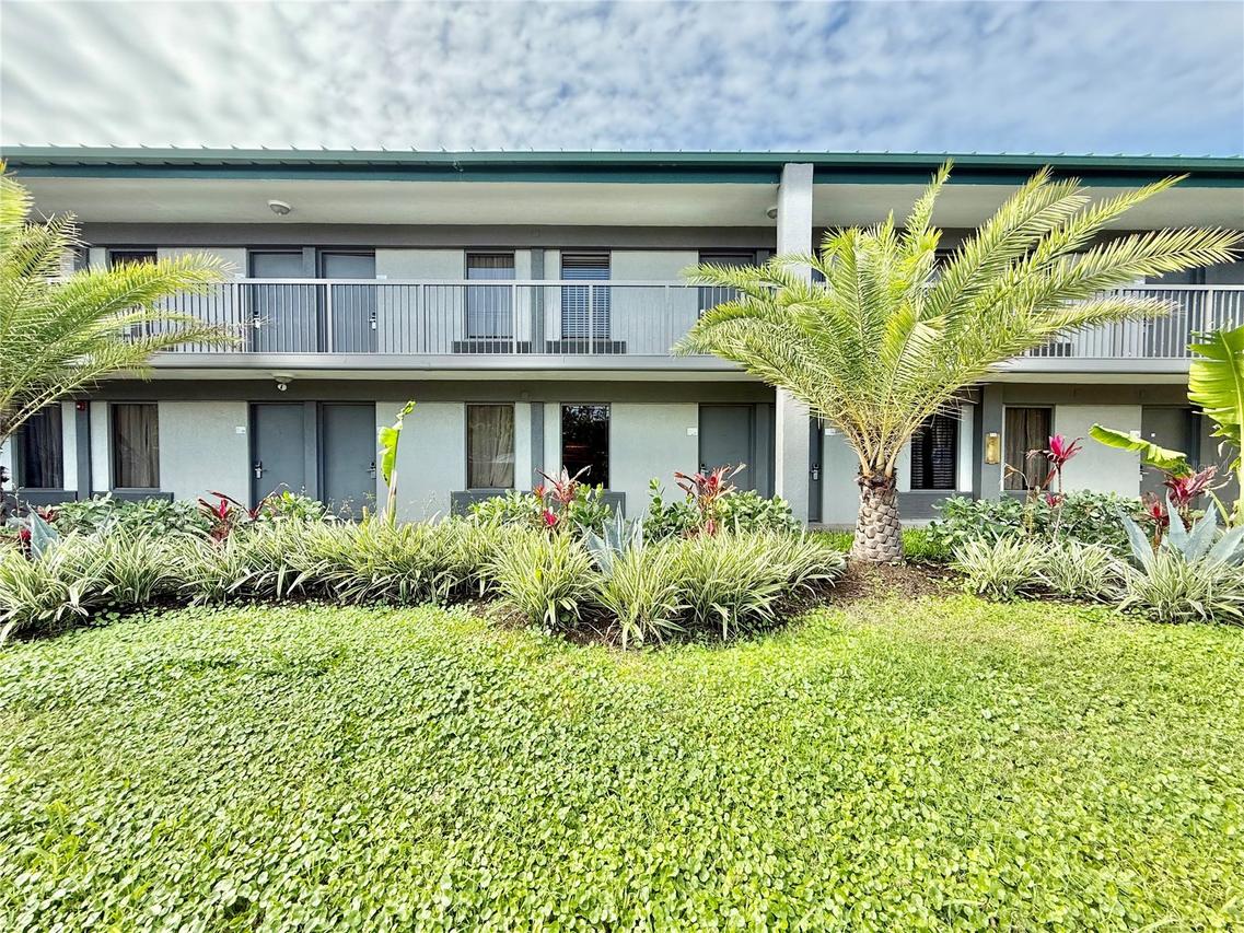 7150 N Tamiami Tr. #C126, Sarasota, FL 34243