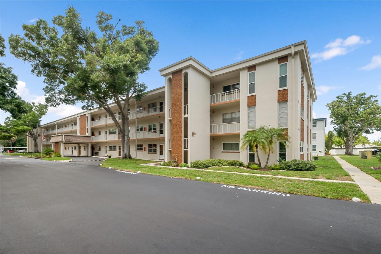5880 38th Ave. #109, St Petersburg, FL 33710