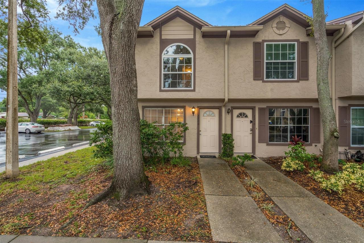 2208 Fletchers Point Cir., Tampa, FL 33613