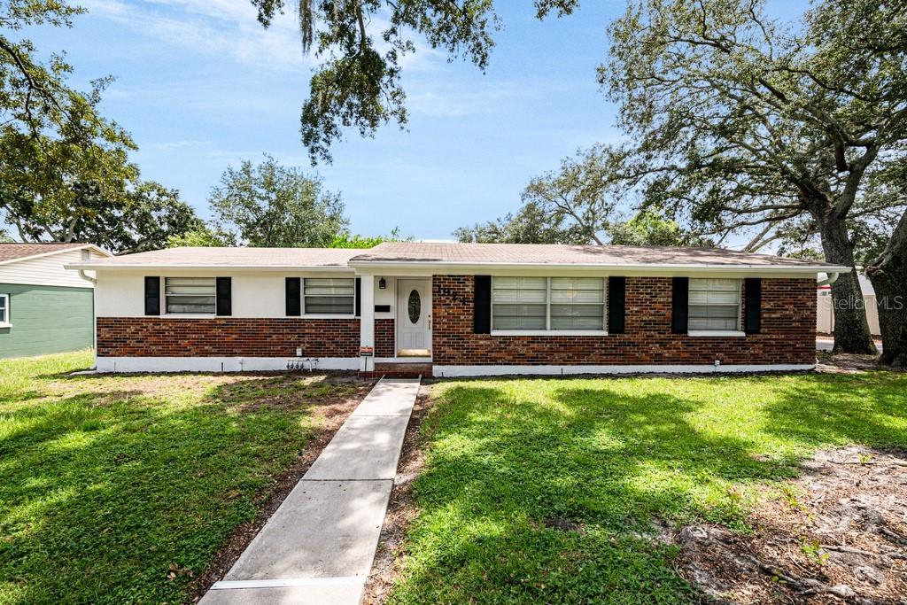 1924 W North St., Tampa, FL 33604