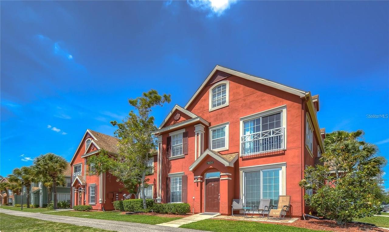 9034 Lake Chase Island Way, Tampa, FL 33626