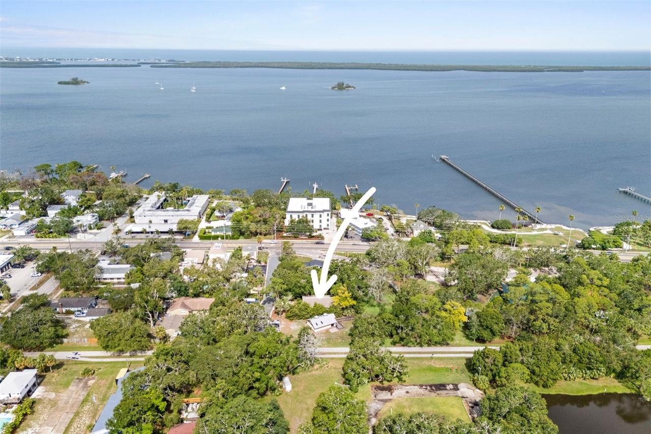 328 Pershing St., Dunedin, FL 34698