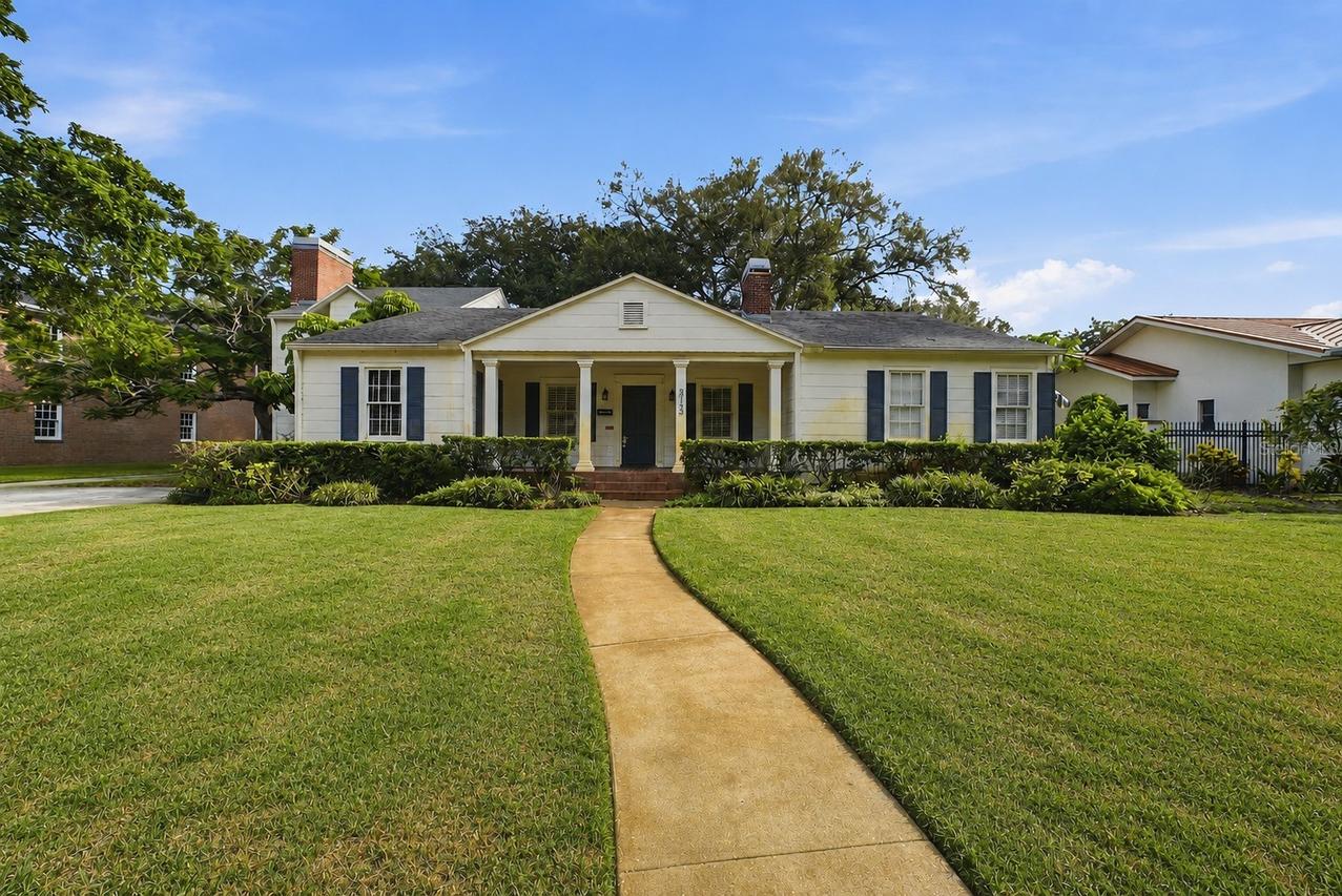 3123 W Oaklyn Ave., Tampa, FL 33609