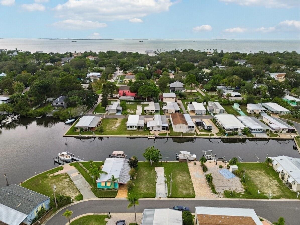 102 Schooner Dr., Palm Harbor, FL 34683