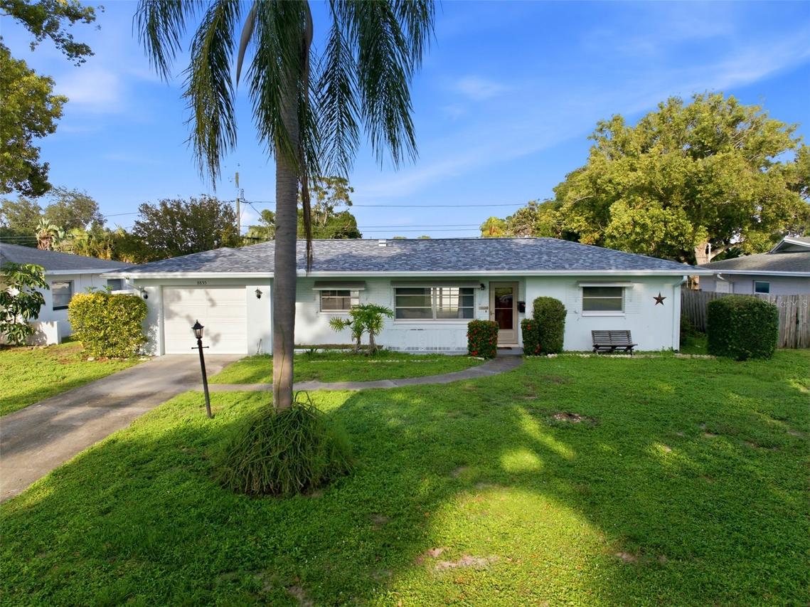 8835 109th St., Seminole, FL 33772