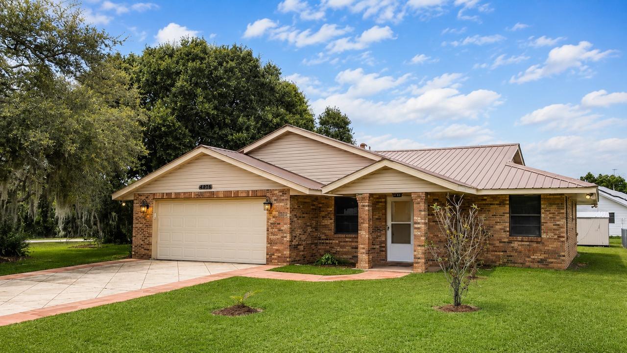 3524 Bristol St., Sebring, FL 33872