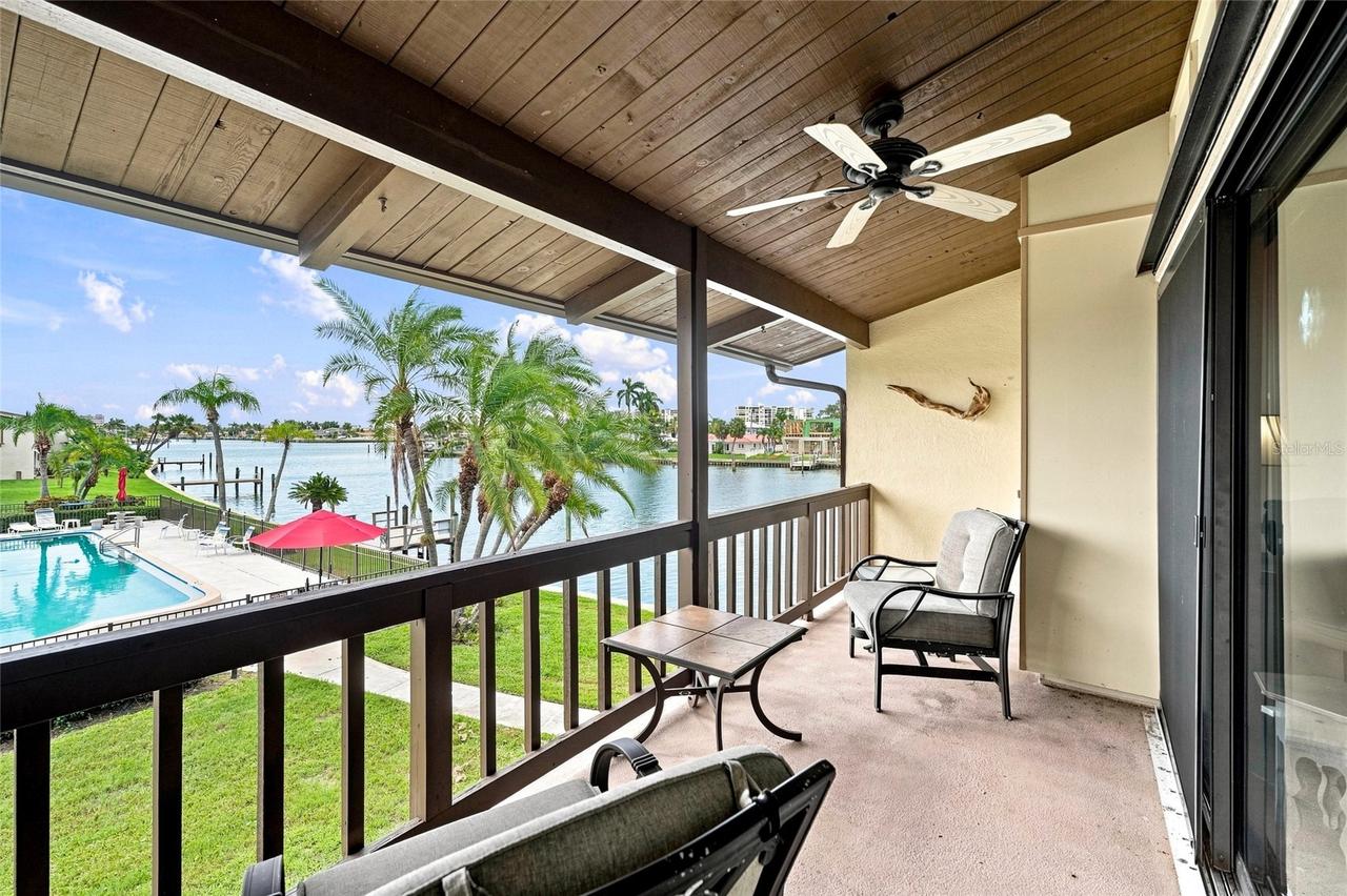 501 Plaza Seville Ct. #2, Treasure Island, FL 33706