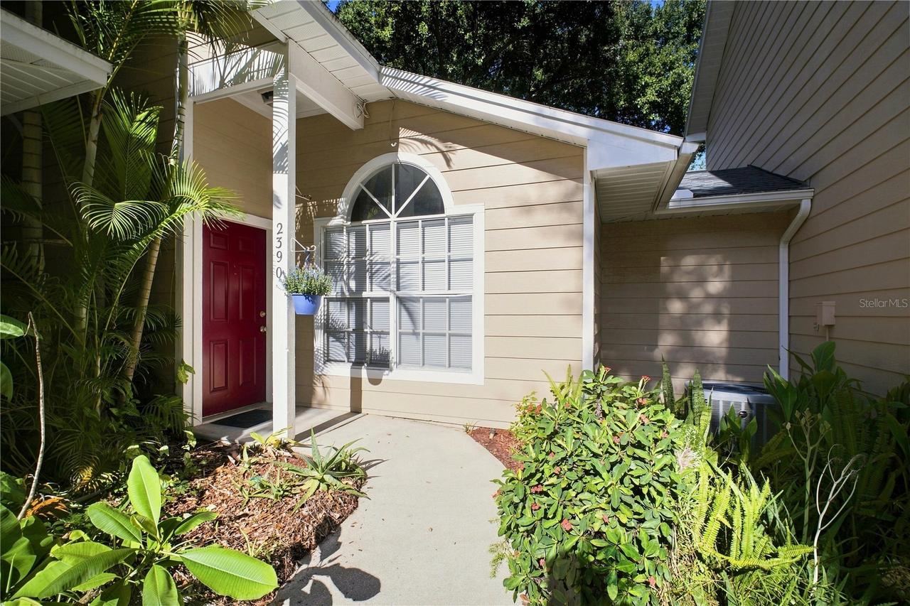 2390 Gun Flint Tr., Palm Harbor, FL 34683