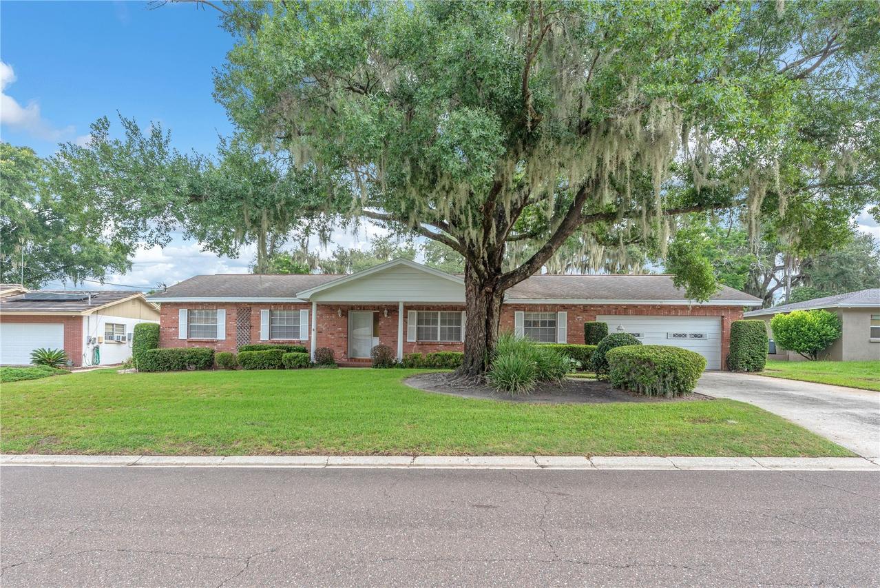 110 Ashbrook Dr., Brandon, FL 33511