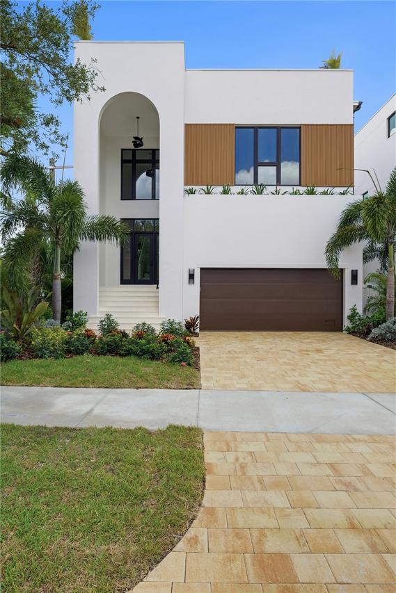 130 Adriatic Ave., Tampa, FL 33606