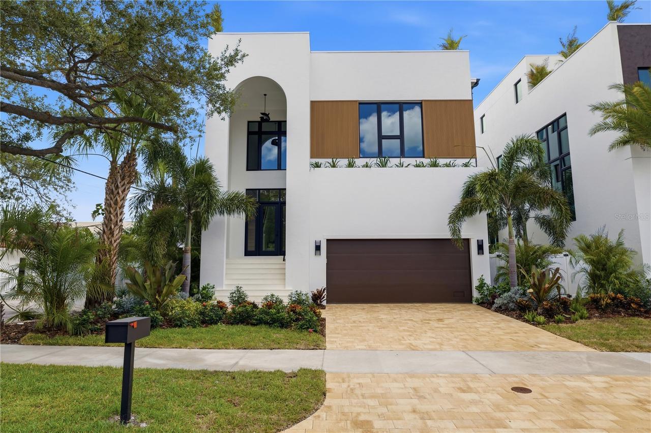 130 Adriatic Ave., Tampa, FL 33606