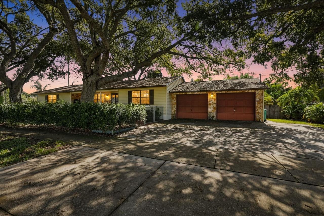 617 Mehlenbacher Rd., Largo, FL 33770