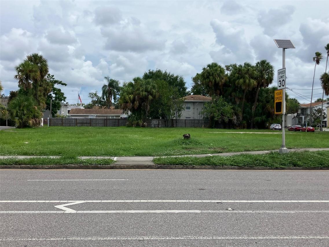 2011 W Platt St., Tampa, FL 33606