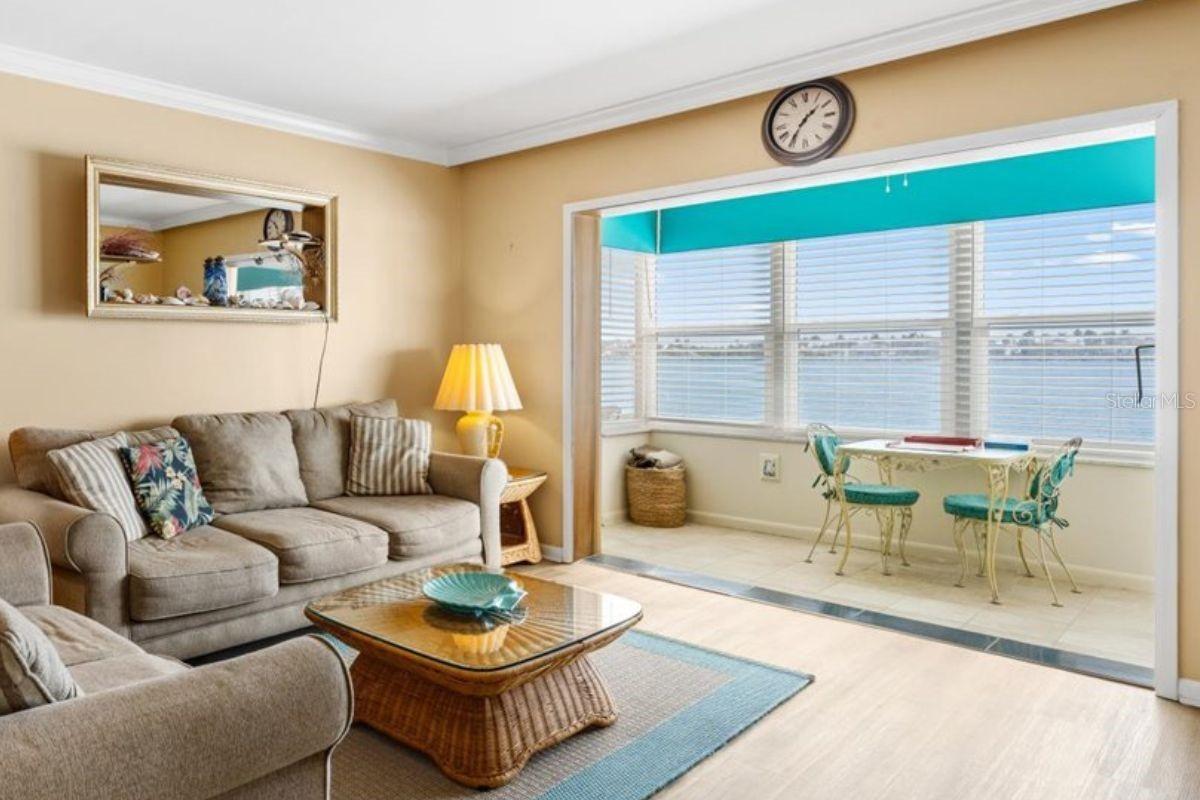 5020 Brittany Dr. #118, St Petersburg, FL 33715