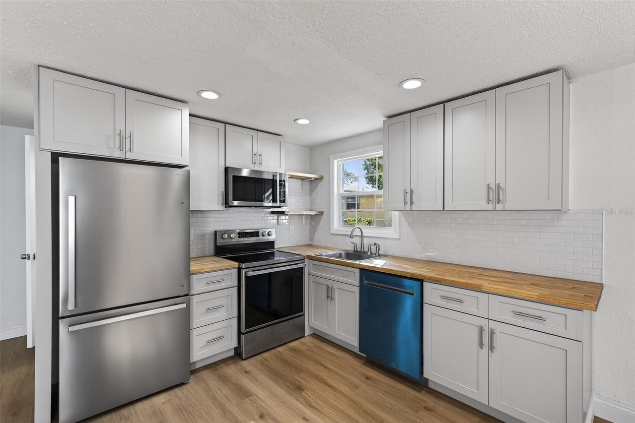 4545 12th Ave., St Petersburg, FL 33711