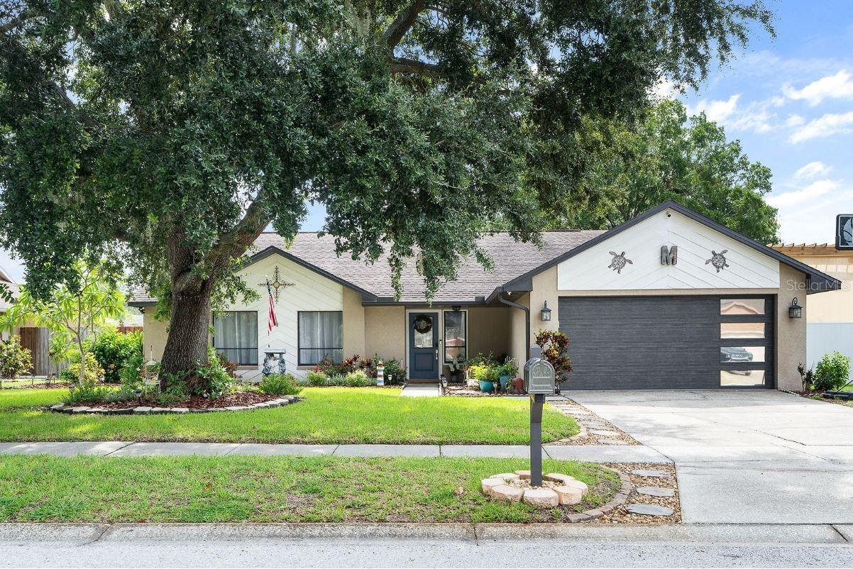 15747 Scrimshaw Dr., Tampa, FL 33624