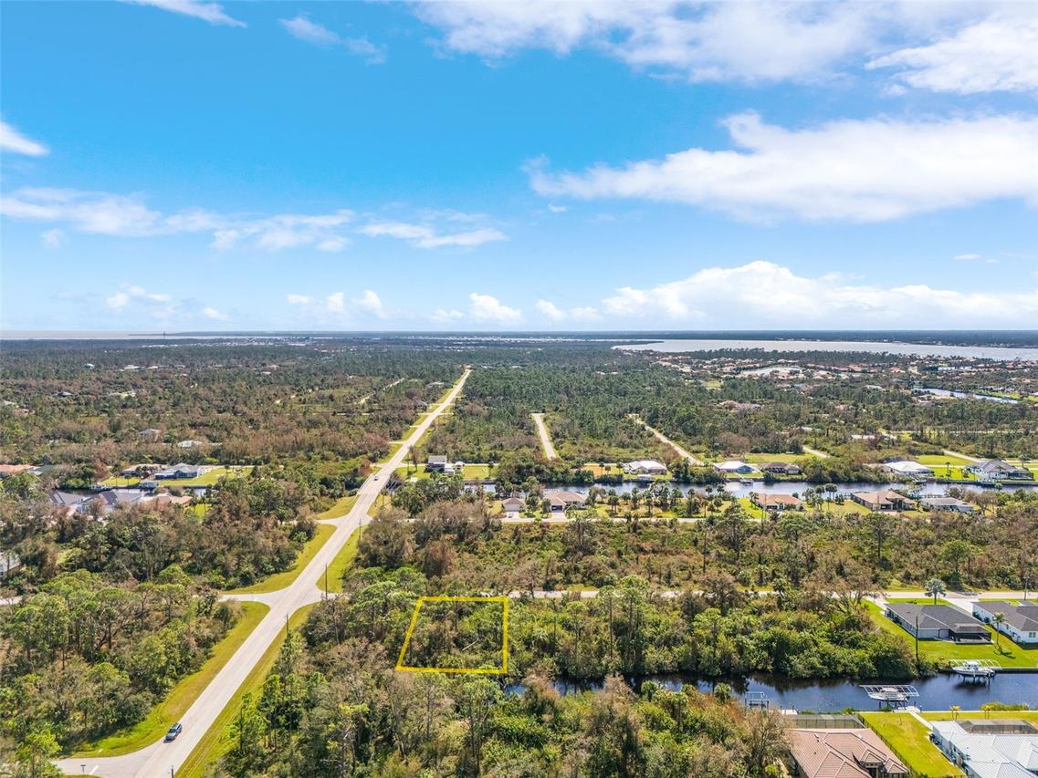 13301 Palau Cir., Port Charlotte, FL 33953