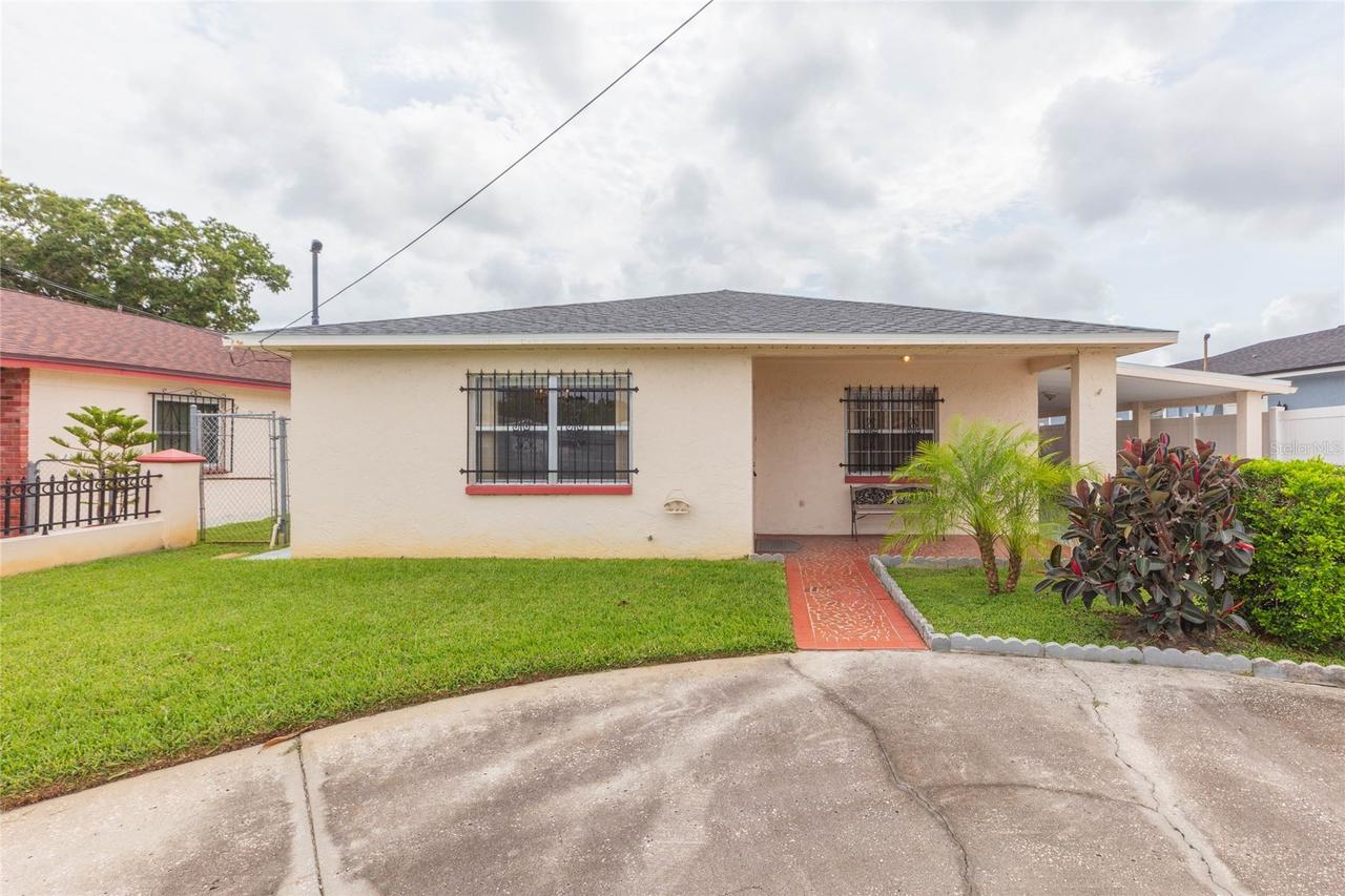 6611 N Clark Ave., Tampa, FL 33614