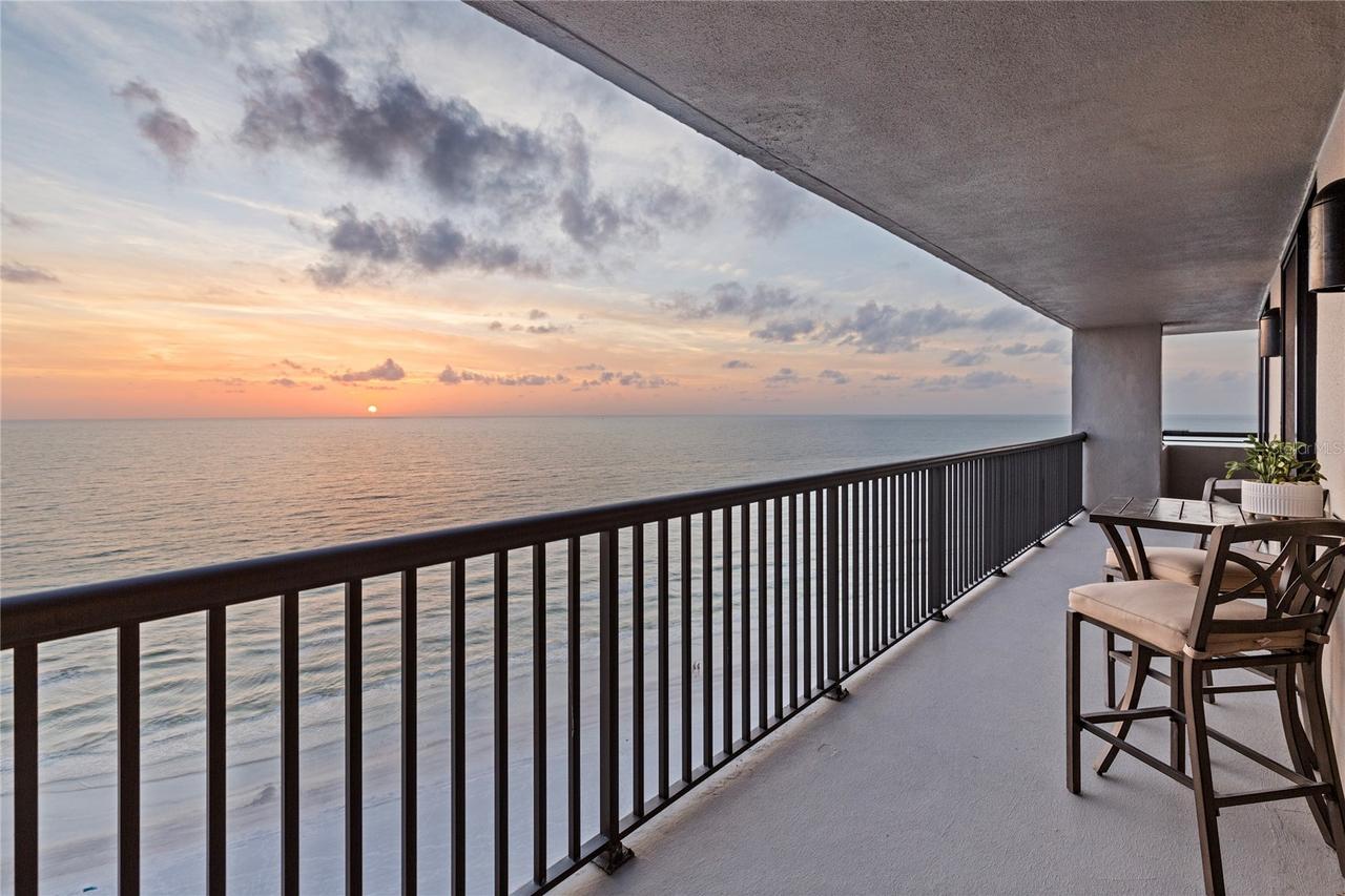 1660 Gulf Blvd. #PH1, Clearwater Beach, FL 33767